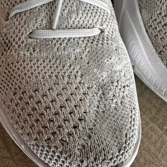 Sorel sneakers | travel shoes | light weight | running shoes | gym shoes - Picture 6 of 9